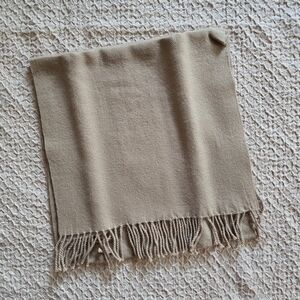 NWOT Pierre Cardin Men's 100%  Pure Wool Vinage Beige Tan Muffler